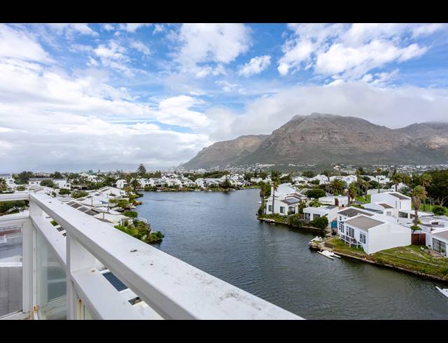 6 BEDROOM FREEHOLD FOR SALE IN MARINA DA GAMA